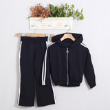 Geblümter Anzug mit Shorts