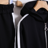 Geblümter Anzug mit Shorts