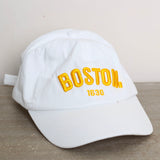 Cappello Con Testo Ricamato