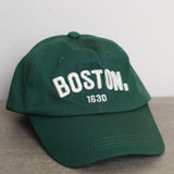 Cappello Con Testo Ricamato