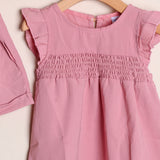 Zweifarbiges Kirschkleid 