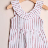 Zweifarbiges Kirschkleid 