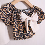 Animalier-Anzug mit Shorts