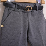Geblümter Anzug mit Shorts