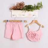 Schleifen-Outfit mit Shorts 