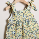 Zweifarbiges Kirschkleid 