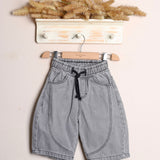 Geblümter Anzug mit Shorts