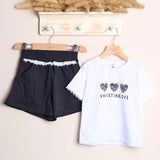 Geblümter Anzug mit Shorts