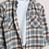 Camicia Scozzese + T-Shirt Basic