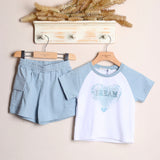 Geblümter Anzug mit Shorts