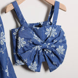 Geblümter Anzug mit Shorts