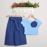 Geblümter Anzug mit Shorts