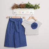 Geblümter Anzug mit Shorts