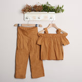 Geblümter Anzug mit Shorts