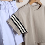 Geblümter Anzug mit Shorts