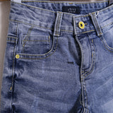 Kurzer Denim