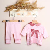 Einteiliger Playsuit „Le Chicche“. 