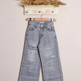 Jeans Gamba Larga Con Rotture