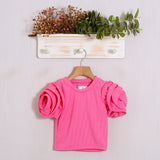 Kurzes T-Shirt mit Volants 