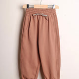 Geblümter Anzug mit Shorts
