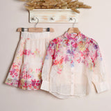 Geblümter Anzug mit Shorts