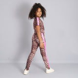 Animalischeres Outfit mit Leggings 