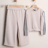Geblümter Anzug mit Shorts