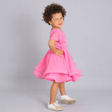 Lockeres Kleid unten 