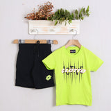 Anzug mit „Lotto“-Shorts 