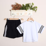 Geblümter Anzug mit Shorts