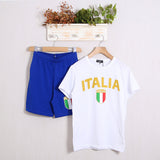 „Italien“-Outfit mit Bermudashorts 