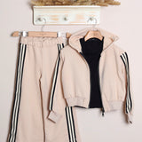 Geblümter Anzug mit Shorts