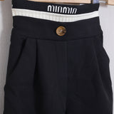 Geblümter Anzug mit Shorts