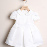 Zweifarbiges Kirschkleid 