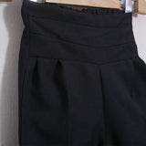 Hose mit hoher Taille